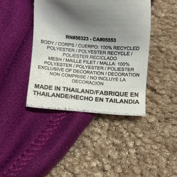 Nike Shirt - Picture 5 of 5